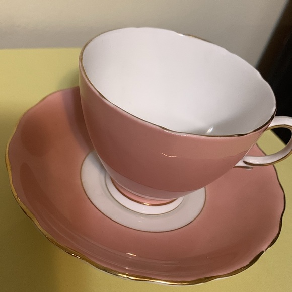 Vintage Colclough bone china cup and saucer collectible*13 - Picture 3 of 6